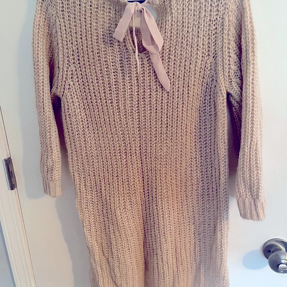 Cute light beige long sweater - Picture 6 of 6